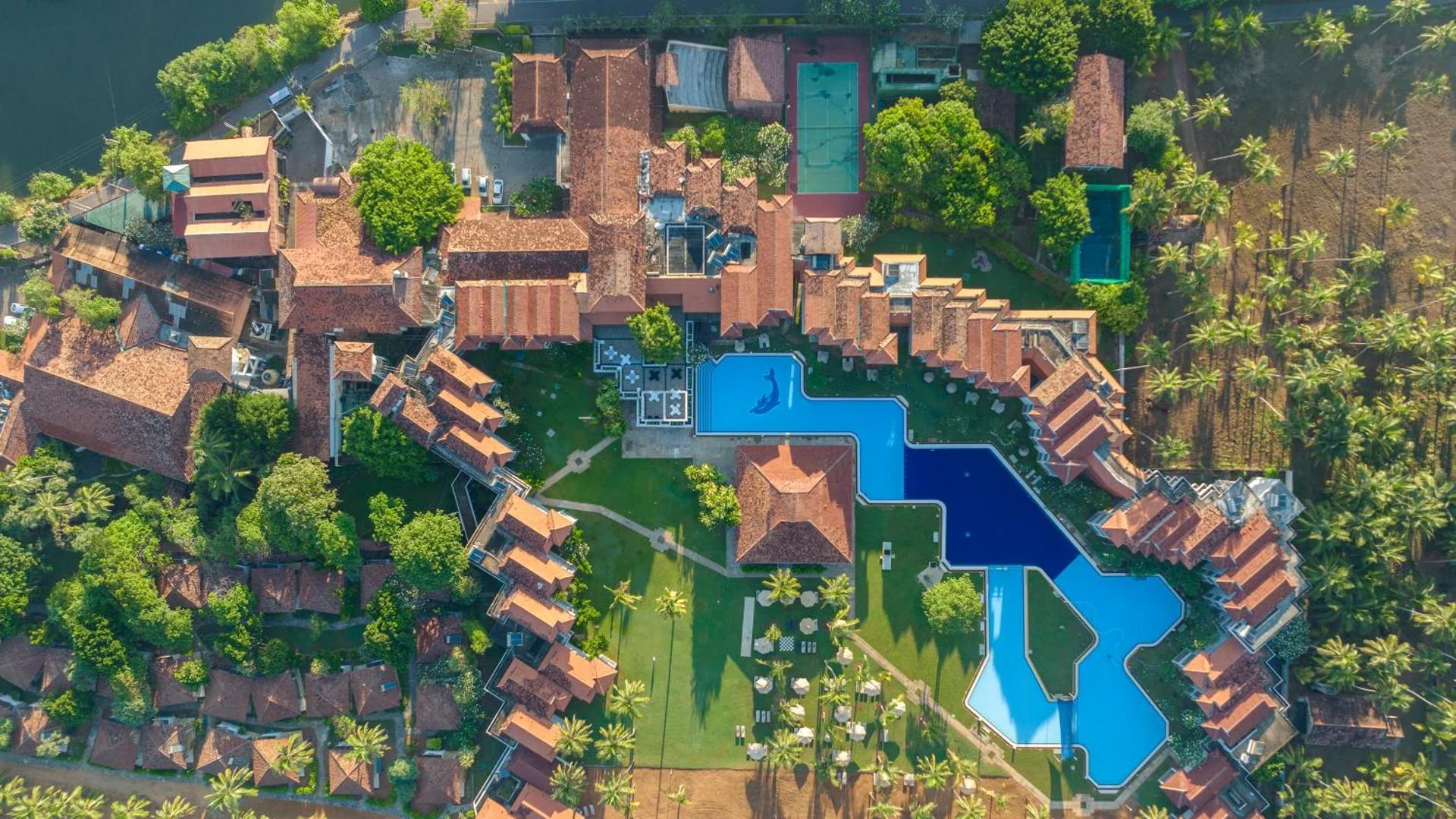 Club Hotel Dolphin — resort overview