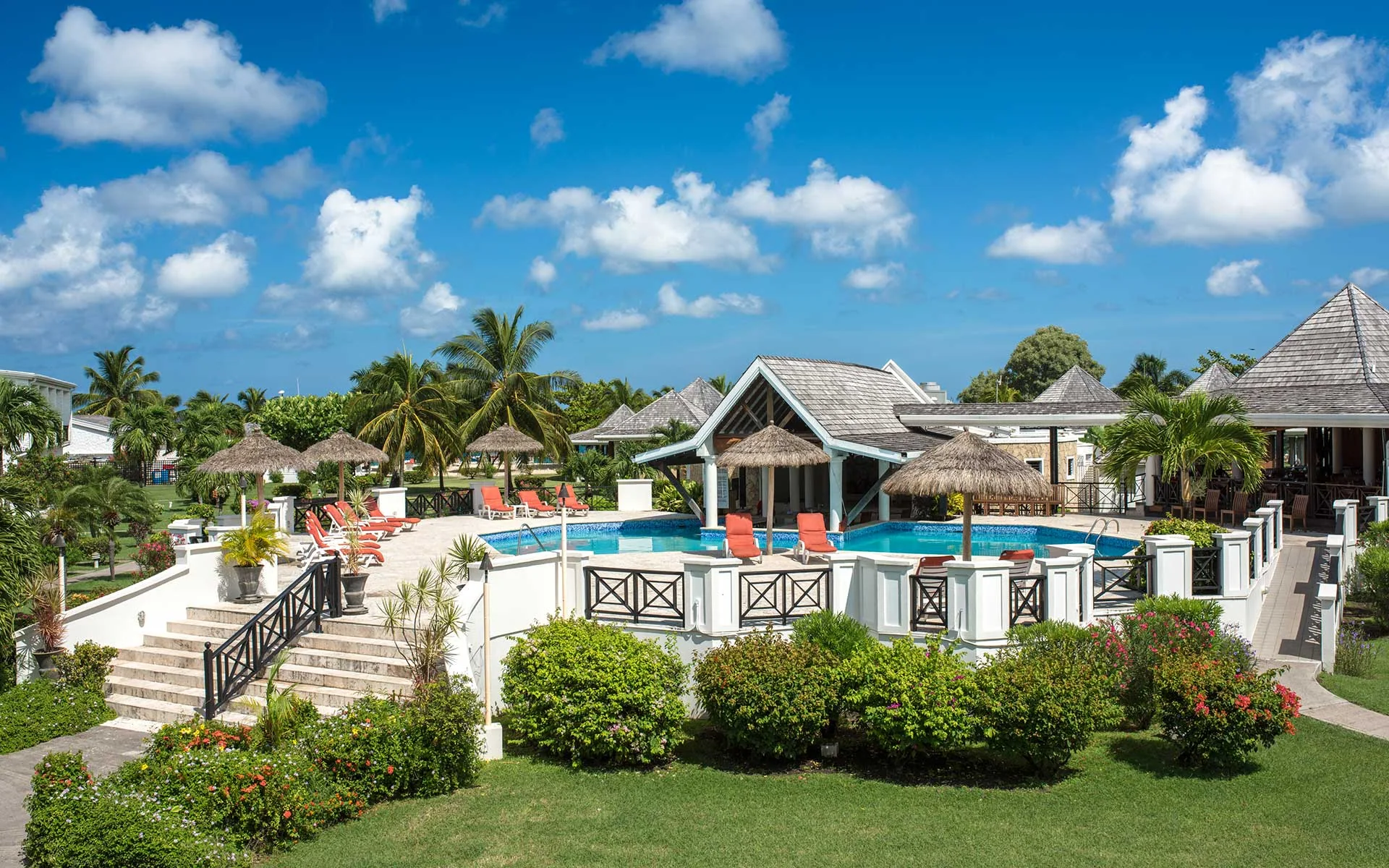 Coyaba Beach Resort — resort overview