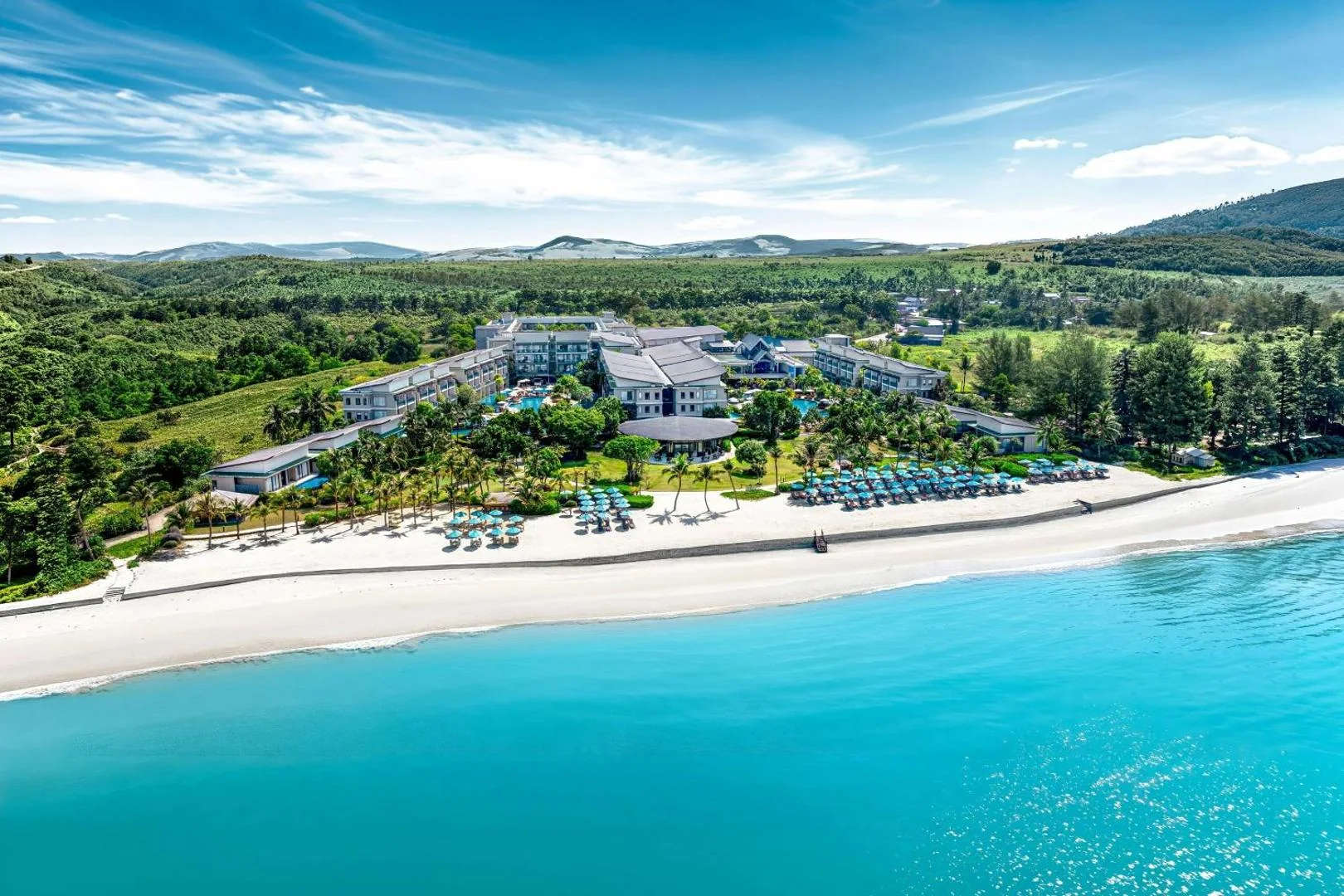 Le Meridien Khao Lak Resort & Spa — resort overview