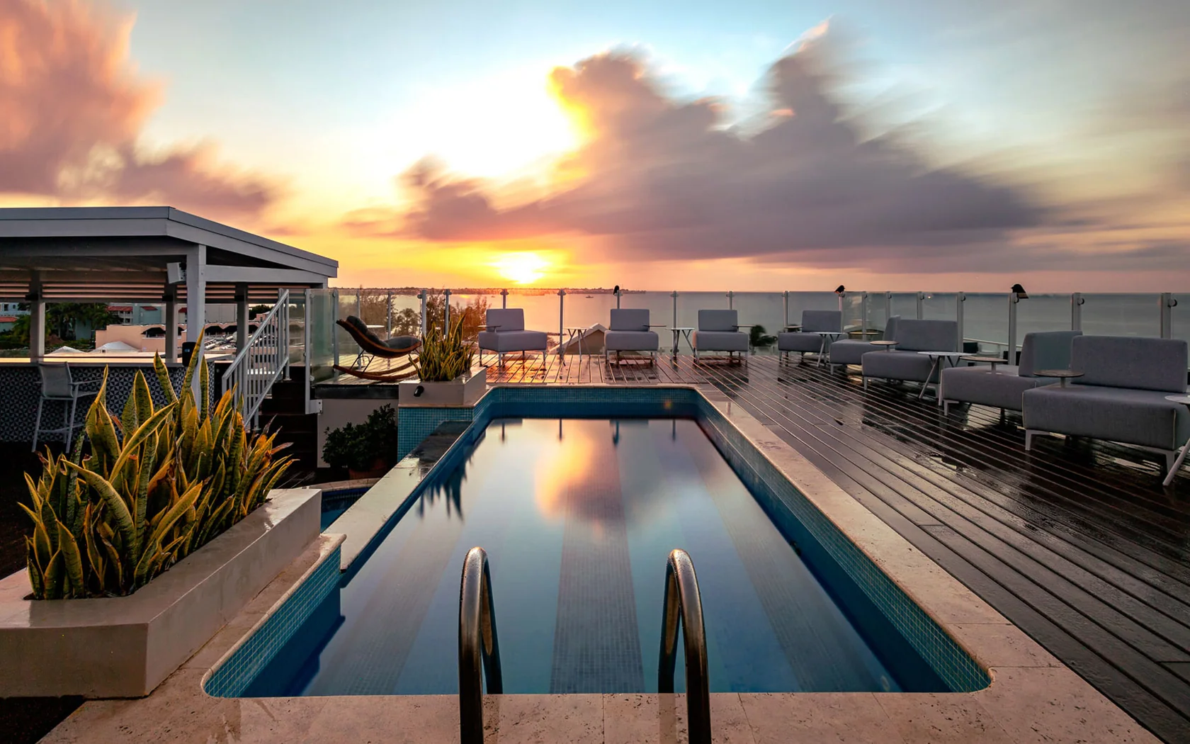 O2 Beach Club & Spa