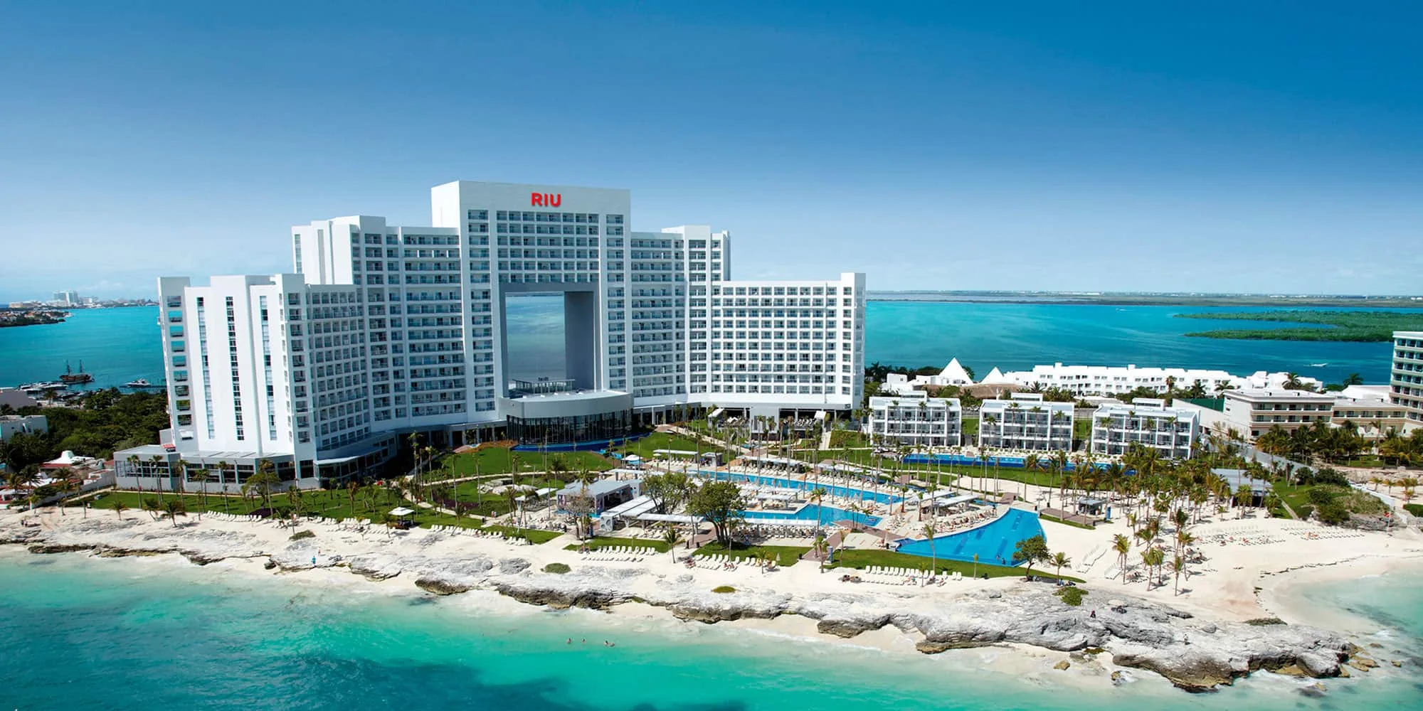 Riu Palace Peninsula — resort overview